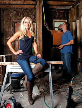 Nicole Curtis