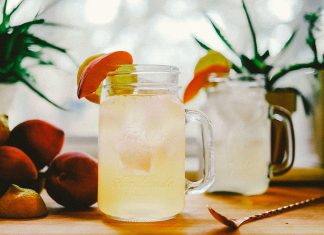 Spiked Peach Tea - Tito's Handmade Vodka