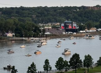 Review: Smooth Sailing For Inaugural Minnesota Yacht Club Festival The Minnesota Yacht Club music festival from Kellogg Boulevard in St. Paul