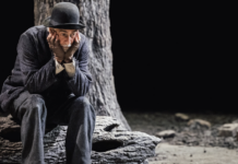 Guthrie’s ‘Waiting for Godot’ Reveals Beckett’s Human Heart